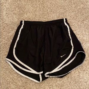 XS Women’s Nike Tempo Shorts